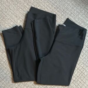 Old Navy Black Leggings Powersoft Petite Large - 2